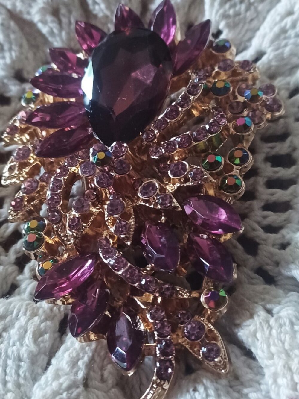 3.5" Gorgeous Gold-tone, and Purple Rhinestone Brooch